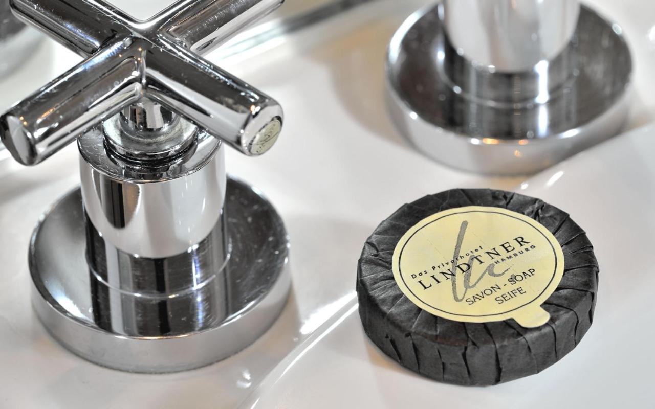 Privathotel Lindtner Hamburg Luaran gambar Soap in a soap dish