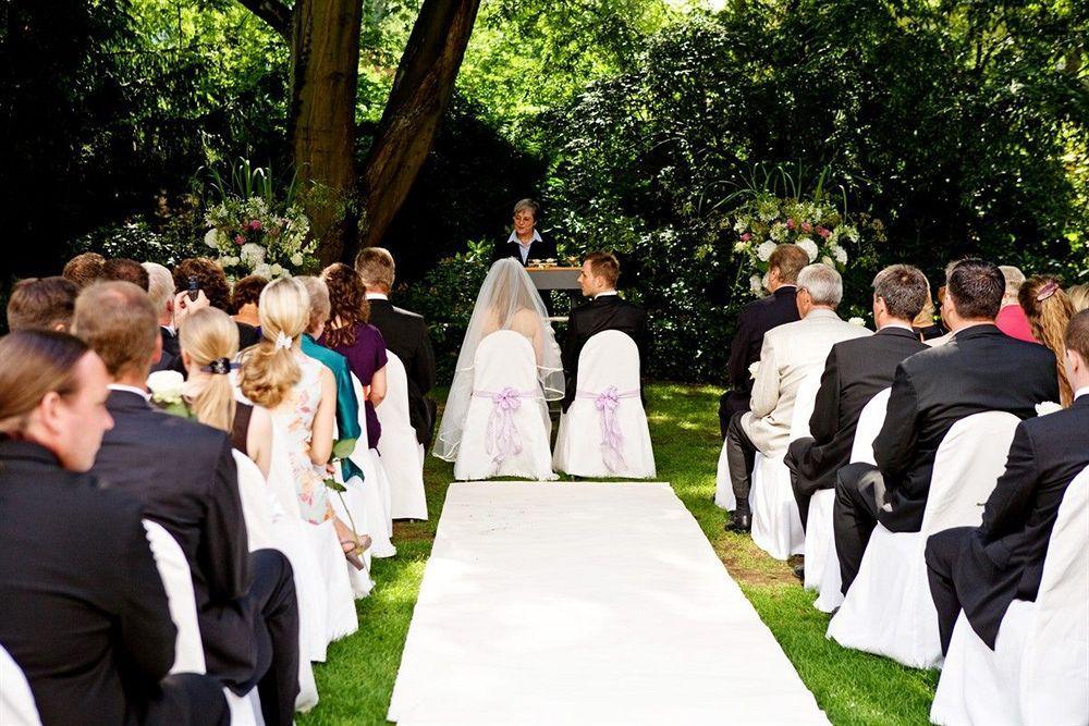 Privathotel Lindtner Hamburg Luaran gambar A wedding ceremony