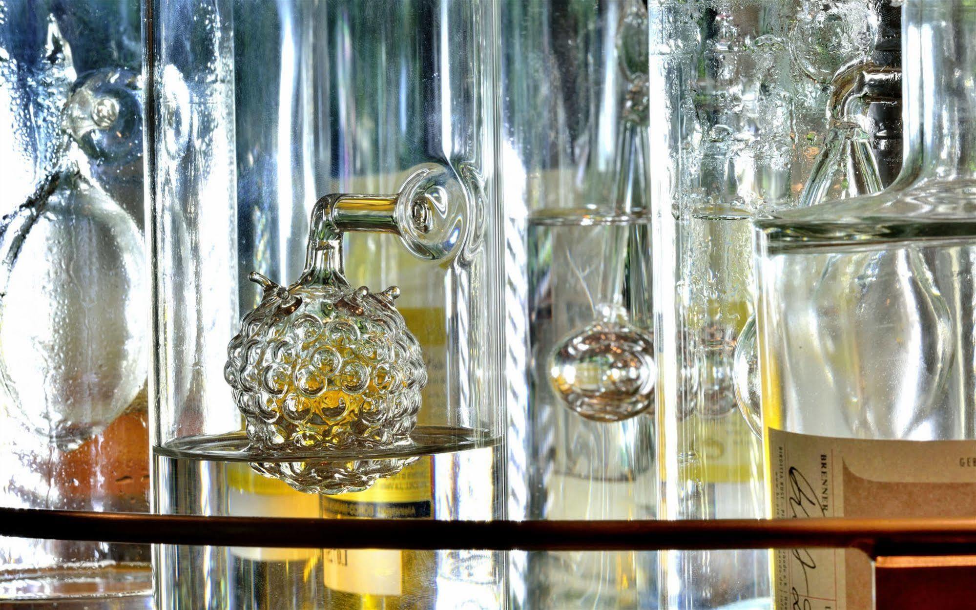 Privathotel Lindtner Hamburg Luaran gambar Laboratory glassware